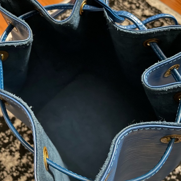 Louis Vuitton Epi Leather Noe - Picture 7 of 12